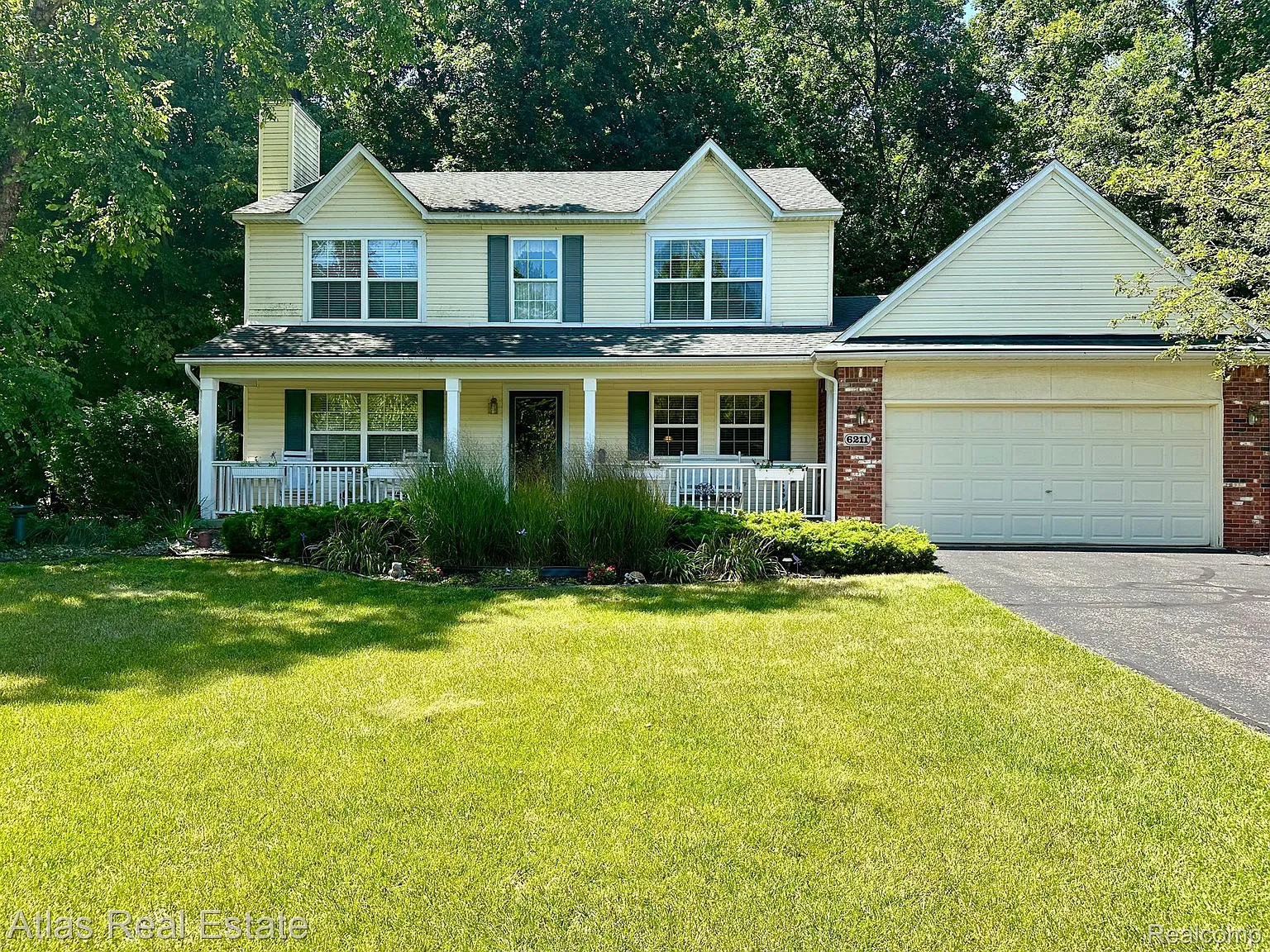 6211 Shadetree Ct photo 1