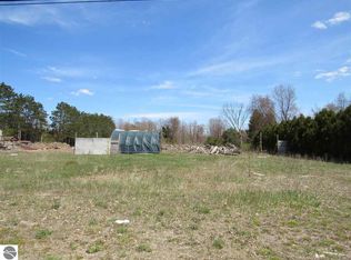 2769 Benzie Hwy, Benzonia, MI 49616