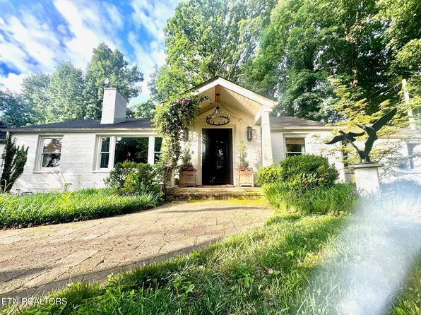 3530 Iskagna Dr, Knoxville, TN 37919