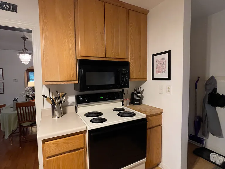2226 Kendall Ave — Photo 22