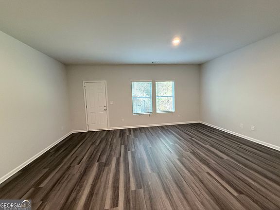 5th image of 315 Oakwood Dr #43