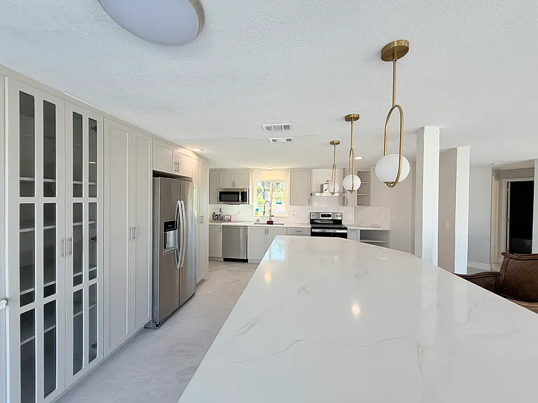 537 Outrigger Ln — Photo 6