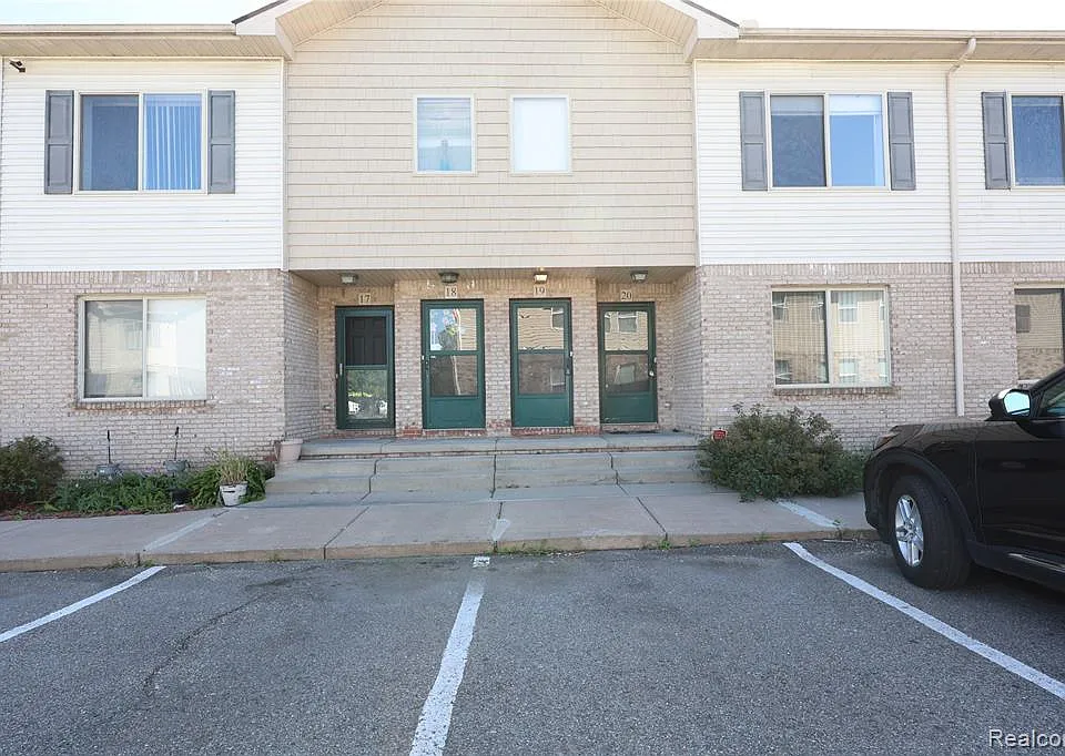 19 Eden Park Dr
