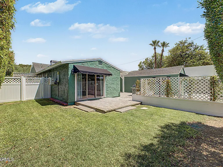521 W Mariposa St #2 — Photo 16