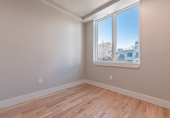 4th image of 59 Troutman St #1A