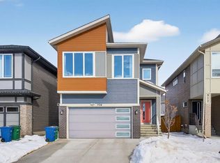 908 S Midtown Ave SW, Airdrie, AB T4B 4V8