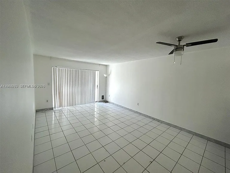 1225 NE 124th St #28A — Photo 3