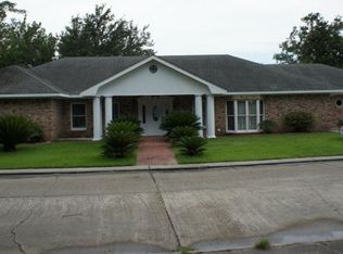 4872 Imperial Dr, Houma, LA 70360