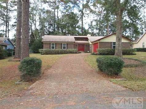 1st image of 3408 Clifden Dr #17