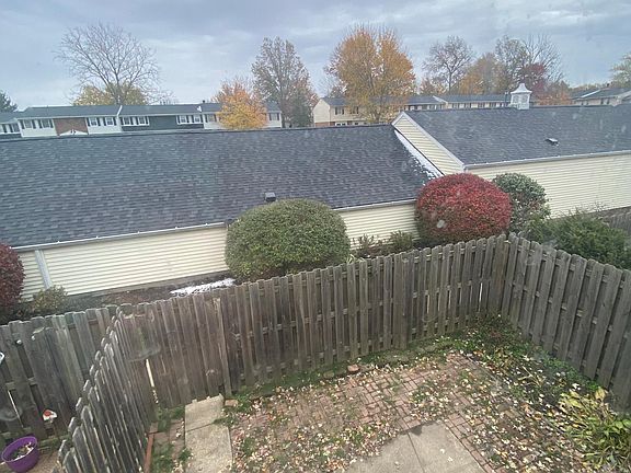 3rd image of 4627 Cox A Dr