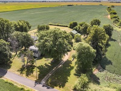 27025 Sunderland Rd, Jerseyville, IL, 62052