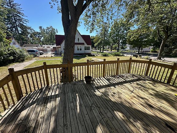 4th image of 1255 Palmer Ave