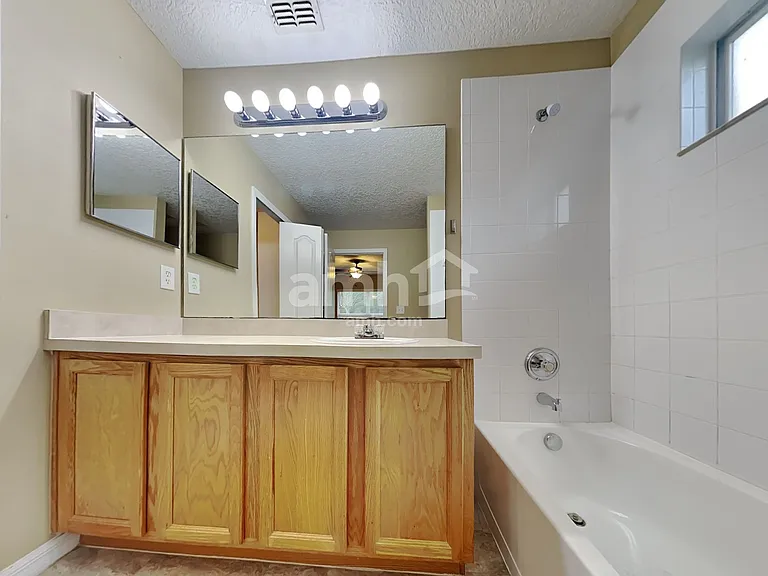15333 Harrowgate Way — Photo 11