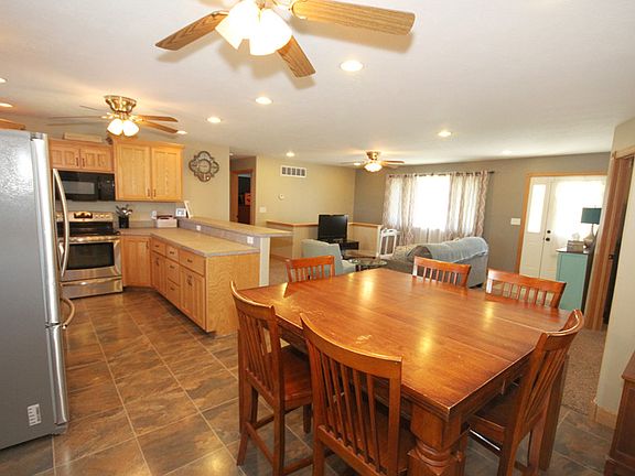 5th image of 1138 Saint Patricks Dr