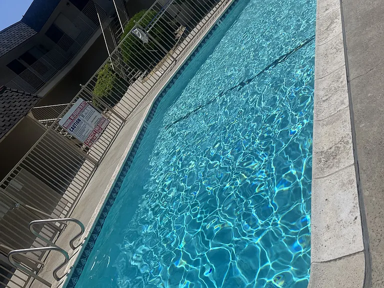 Santa Fe Springs Apartments — Photo 3