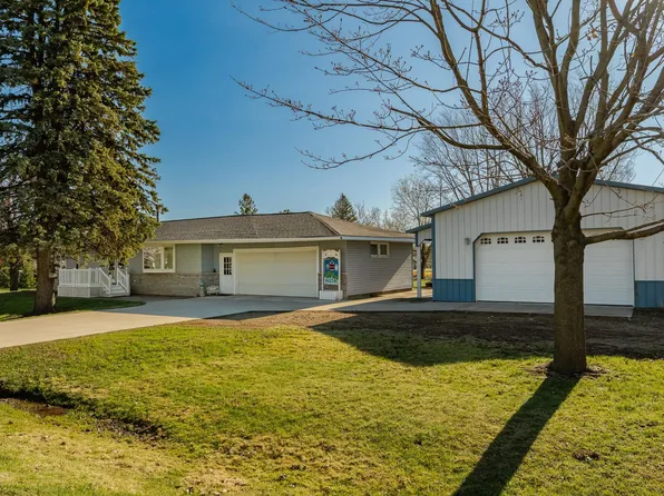 213 Main St, Claremont, MN 55924