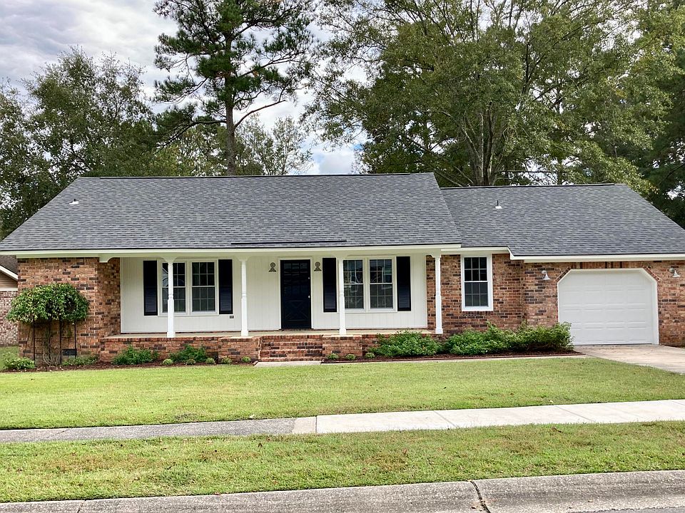 1st image of 126 Bramwell Dr