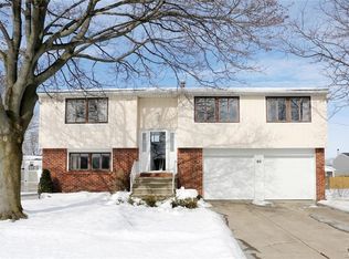 60 Southridge Dr, Buffalo, NY 14224