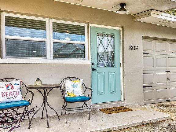 4th image of 809 E 25th Ave