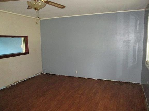 4th image of 3558 Winings Ave