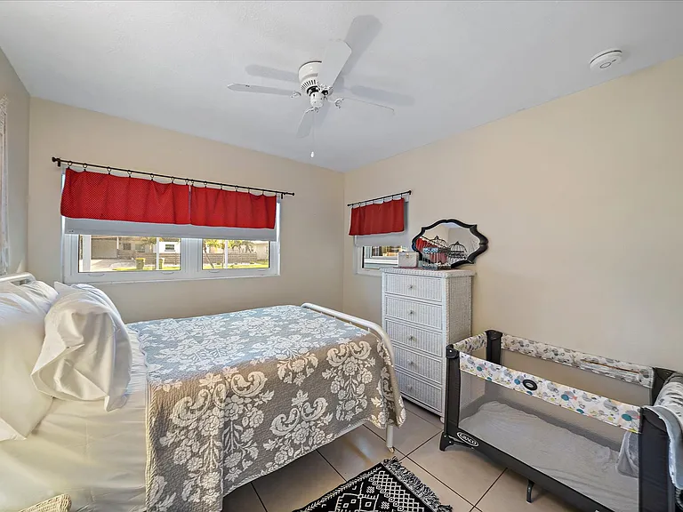 2857 Novus St — Photo 24