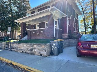 714 1/2 E 9th St #2, Bloomington, IN 47408