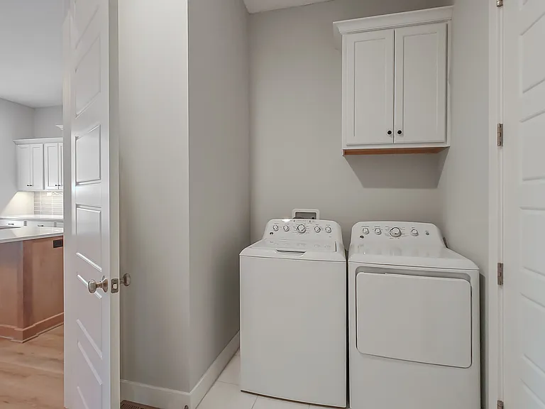 22231 W 121st St — Photo 20