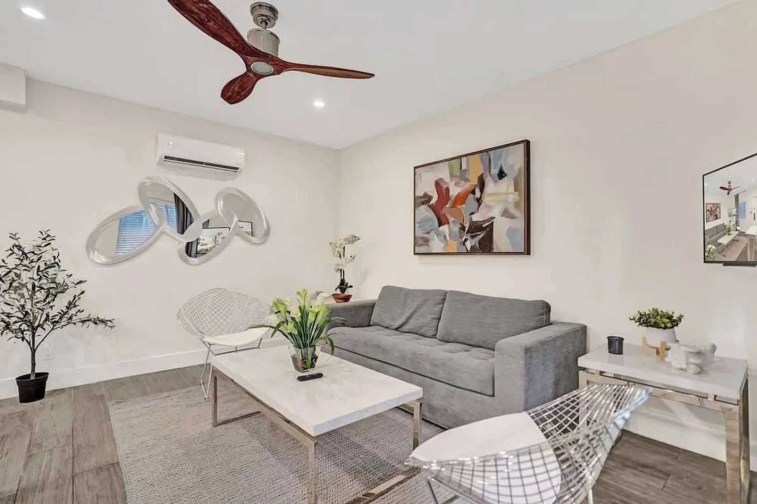 1 bed, 1.0 bath, 3229 sqft, $3,025 — Photo 1
