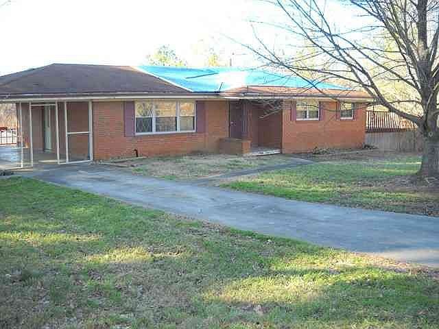 1st image of 2695 Mountain View Dr