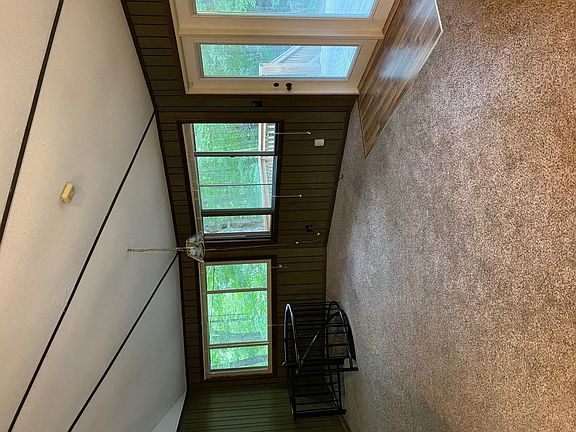 5th image of 1502 Woodridge Dr