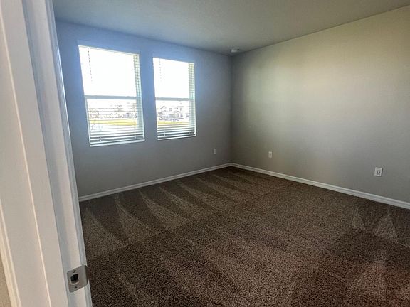 3rd image of 914 Wading Waters Way