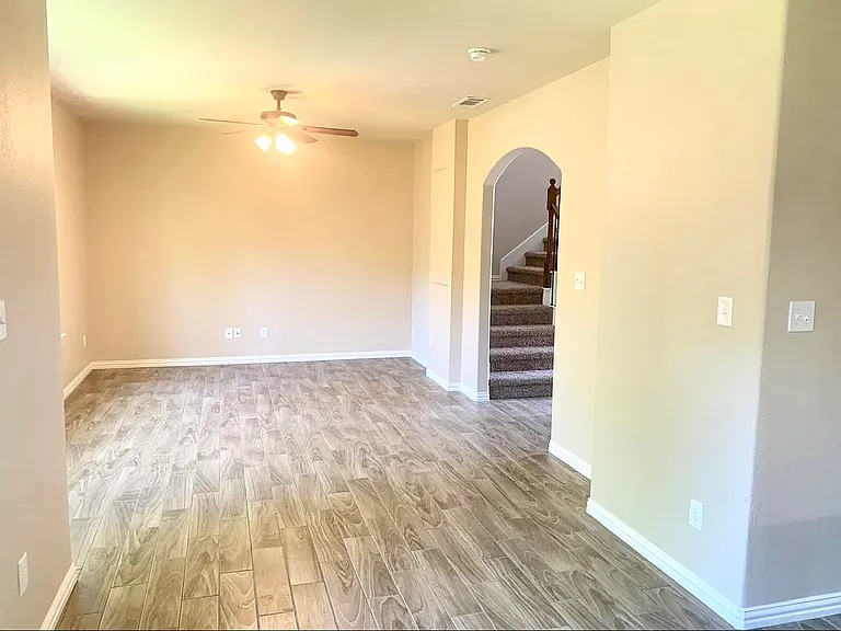 311 Milton St #3 — Photo 5