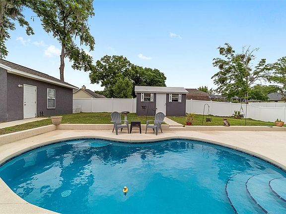 3rd image of 4807 SE 14TH STREET