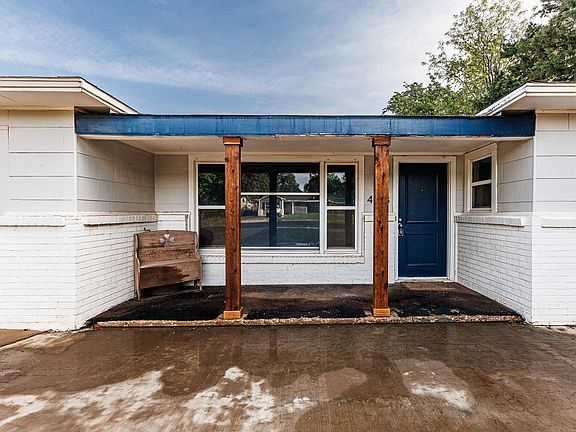 2nd image of 4208 40th St