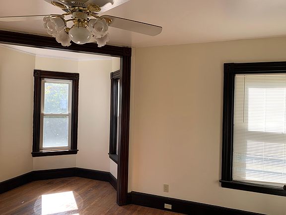 2nd image of 14 Beacon St APT 4