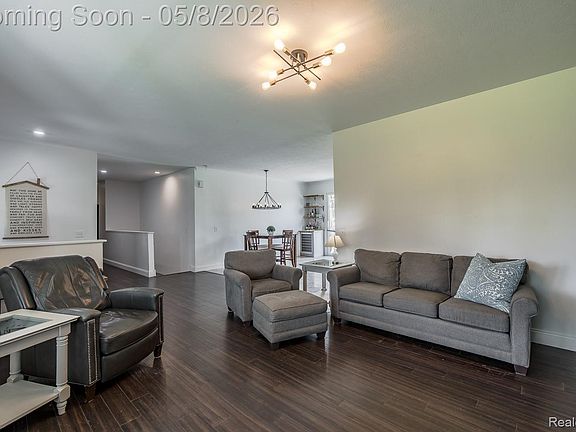 4th image of 1263 N Baldwin Rd