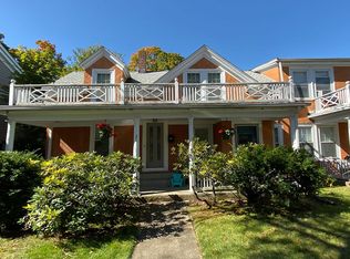 21 Maple St, Needham, MA 02492