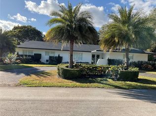 16924 SW 80th Ct, Palmetto Bay, FL 33157
