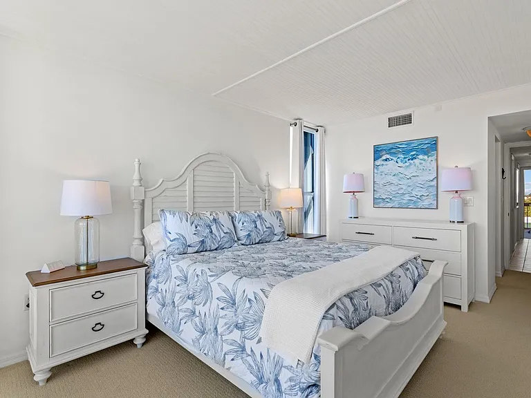 4141 Ocean Dr #401 — Photo 14