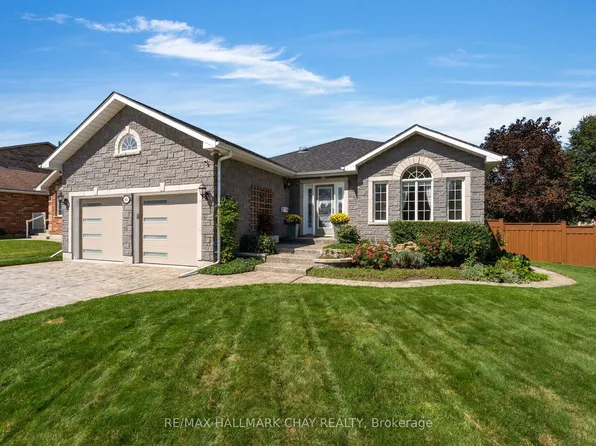 53 Brookfield Cres, Barrie, ON L4N 9R6