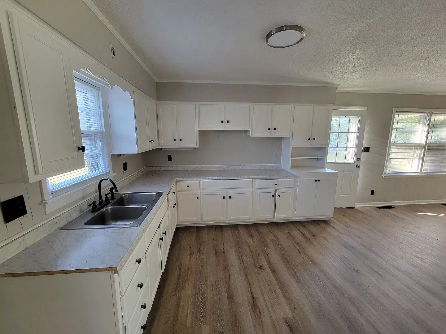 4 Reynolds Dr — Photo 4