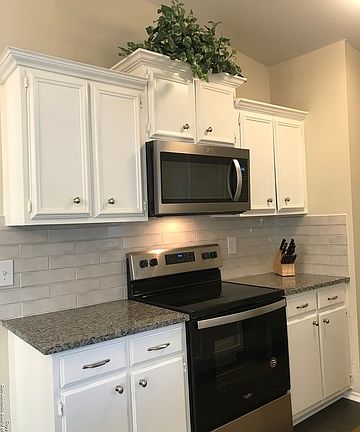 3rd image of 12747 El Sonteo St