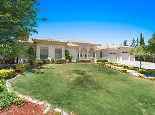 5867 Via Cuesta Dr, El Paso, TX 79912