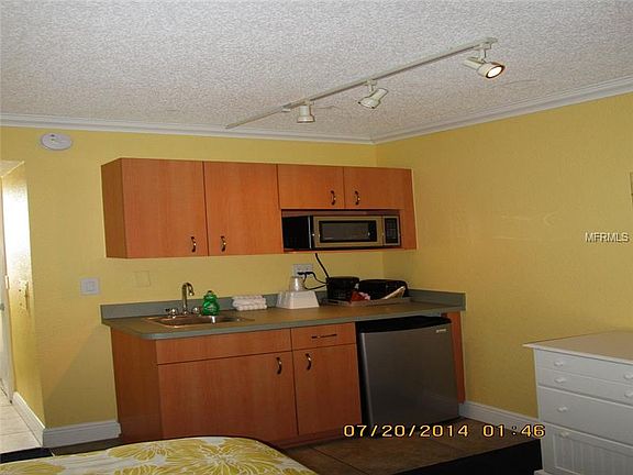 3rd image of 445 S Gulfview Blvd #415