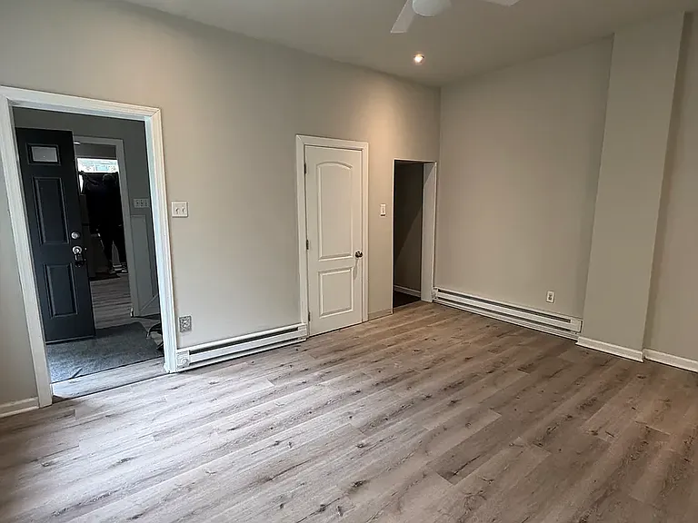 416 Franklin St — Photo 8