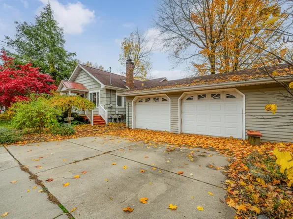 88 River St, Niles, MI 49120
