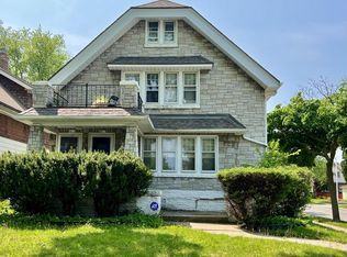 4075 N 13th St #4077, Milwaukee, WI 53209