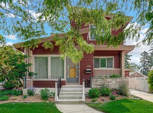 9801 S Trumbull Ave, Evergreen Park, IL 60805