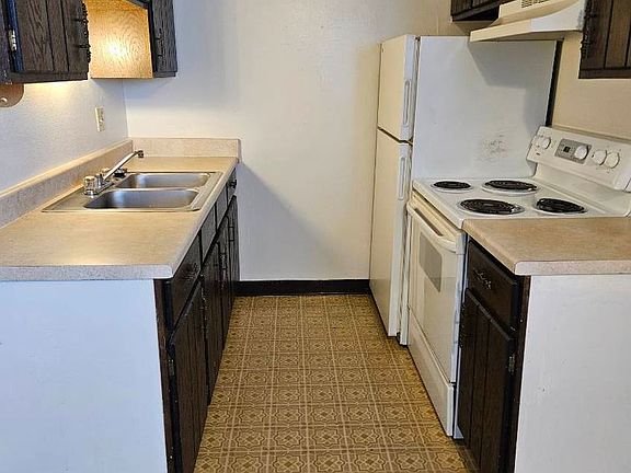 2nd image of 2215 8th Ave APT 202