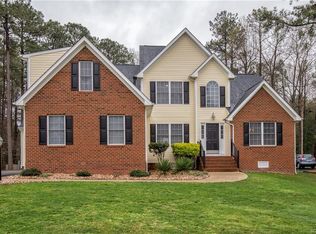 4901 Nairn Ln, Chester, VA 23831